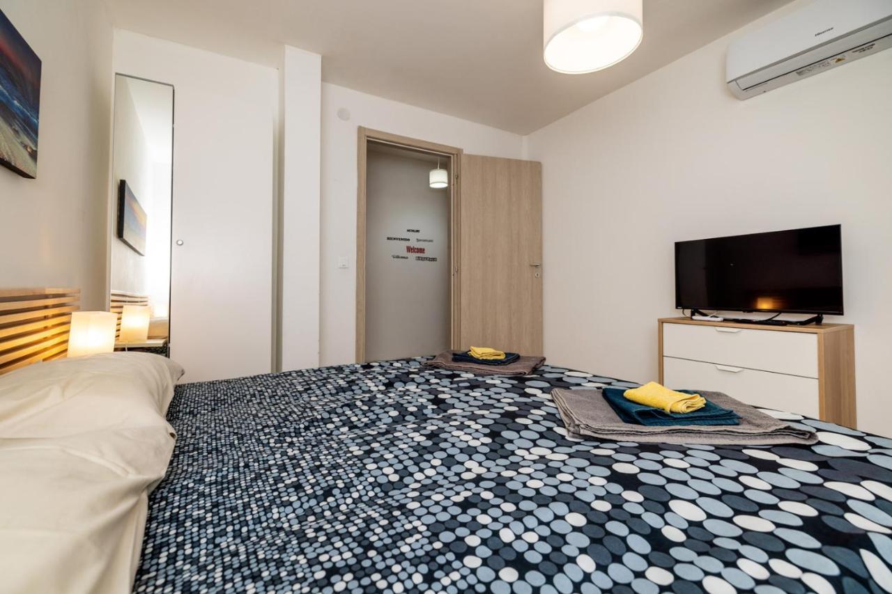 Casa Bell - Appartamento Con Parcheggio Privato E Bike Room Finale Ligure Eksteriør bilde