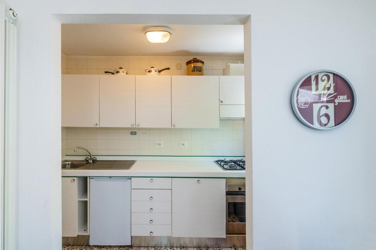 Casa Bell - Appartamento Con Parcheggio Privato E Bike Room Finale Ligure Eksteriør bilde